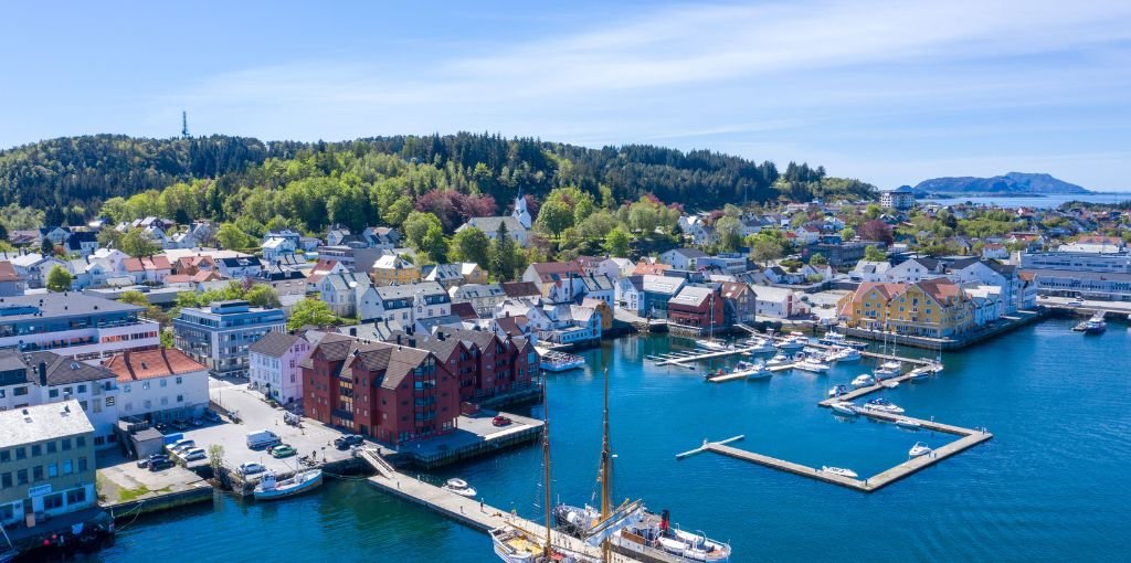 Widerøe Florø Office in Norway
